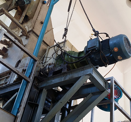 智能醫療廢棄物破碎機生產線,醫療垃圾破碎機處理系統現場