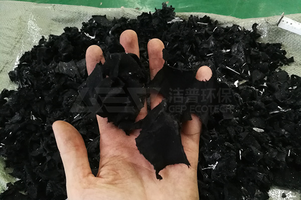 推積如山的邊角料如何處理？邊角料破碎機成完美解決方案