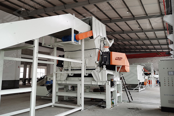 撕碎機(jī)和破碎機(jī)到底有什么區(qū)別?